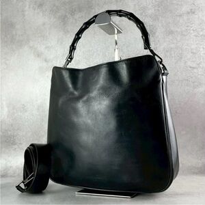 Gucci Black Leather Shoulder Bag